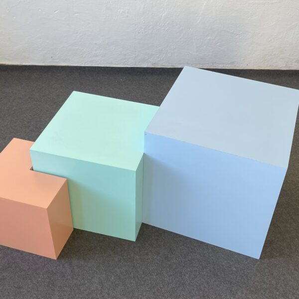 Trio de Cubos Geométricos - Baixos